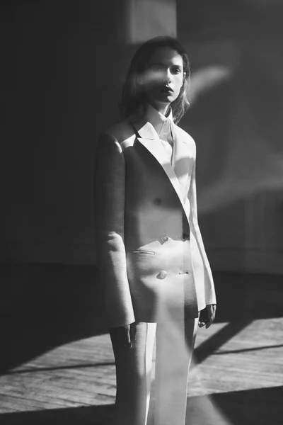 Look 10